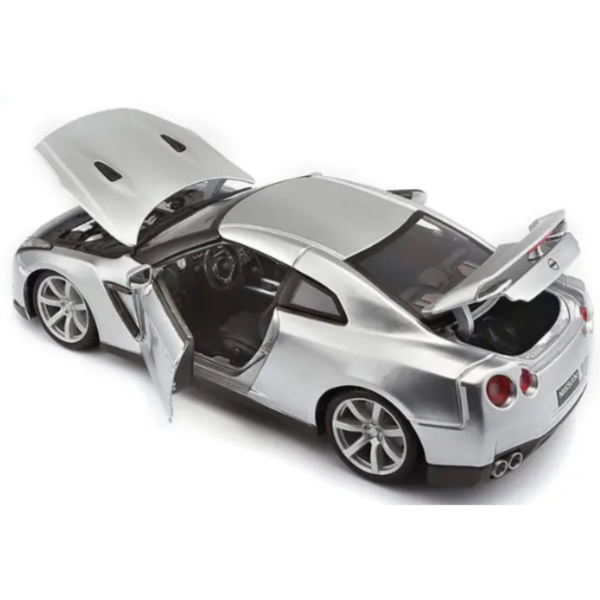 Nissan GT-R R35 (2009) - Miniatura Burago 1/18 - Image 2