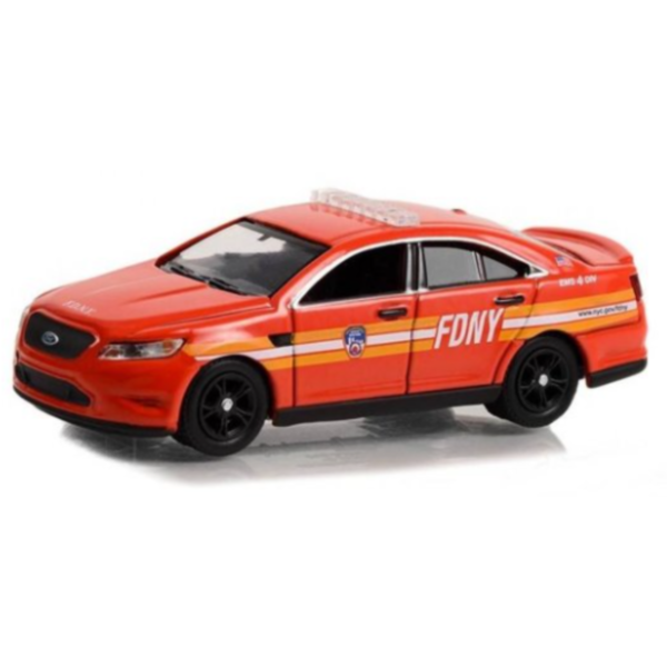 Ford Interceptor Sedan (2016) - Miniatura Greenlight 1/64 - Image 2